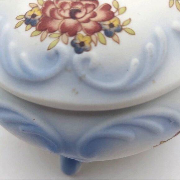 Vintage Matte Ceramic Four-Legged Trinket Dish Bowl W/ Lid Floral Design - Picture 6 of 6